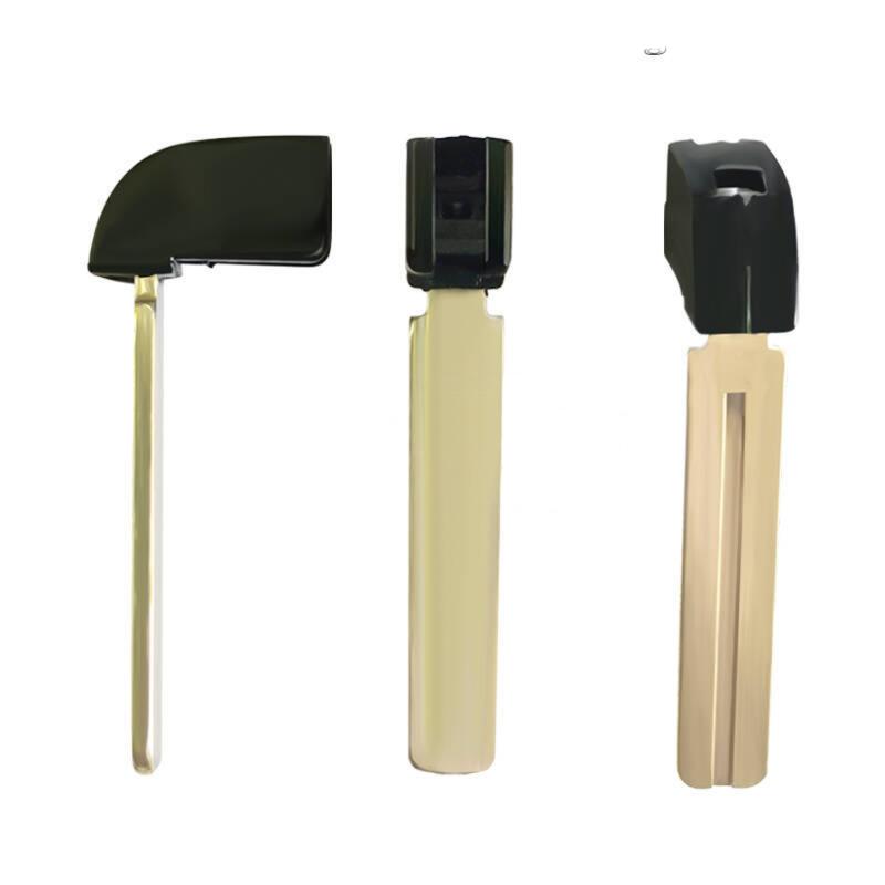 Toyota Emergency Key Blade 69515-47030 1 Toyota Emergency Key Blade 69515-47030